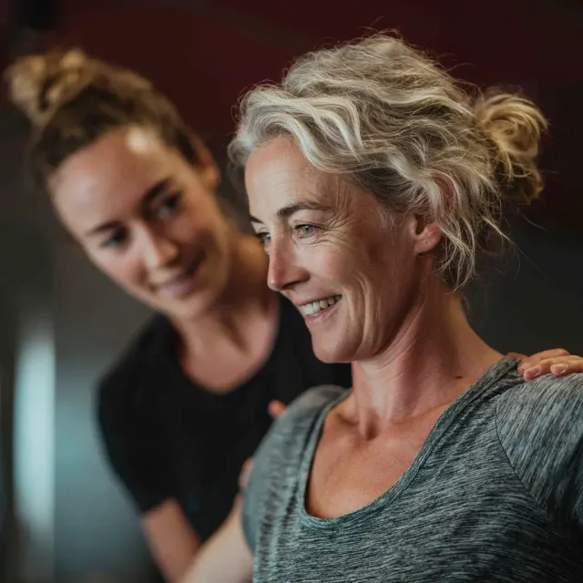 Activité physique adaptée : exemples d'exercices pour débuter en douceur — article RE-FLOW coach APA